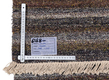 Carica l&#39;immagine nel visualizzatore di Gallery, New Design Original Authentic Hand Made Kilim India 240x170 CM
