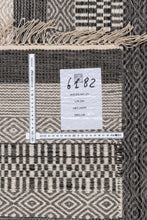 Carica l&#39;immagine nel visualizzatore di Gallery, Elegant Original Authentic Hand Made Carpet 200x140 CM
