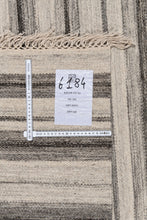 Load image into Gallery viewer, Elegant Original Authentic Hand Made Carpet 200x140 CM
