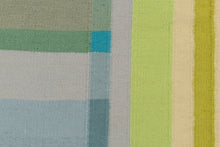 Carica l'immagine nel visualizzatore di Gallery, Elegant Original Authentic Hand Made Carpet 200x140 CM
