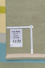 Carica l'immagine nel visualizzatore di Gallery, Elegant Original Authentic Hand Made Carpet 200x140 CM

