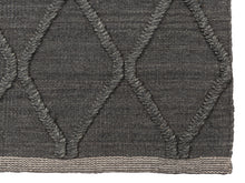 Carica l&#39;immagine nel visualizzatore di Gallery, Elegant Original Authentic Hand Made Carpet 220x140 CM
