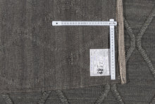 Carica l'immagine nel visualizzatore di Gallery, Elegant Original Authentic Hand Made Carpet 220x140 CM

