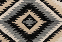 Carica l'immagine nel visualizzatore di Gallery, Elegant Original Authentic Hand Made Carpet 200x140 CM
