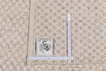 Lade das Bild in den Galerie-Viewer, Elegant Original Authentic Hand Made Carpet 200x140 CM
