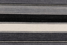 Lade das Bild in den Galerie-Viewer, New Design Original Authentic Hand Made Kilim 200x140 CM
