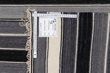 Lade das Bild in den Galerie-Viewer, New Design Original Authentic Hand Made Kilim 200x140 CM
