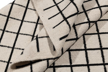 Carica l&#39;immagine nel visualizzatore di Gallery, New Design Original Authentic Hand Made Kilim India 200x140 CM
