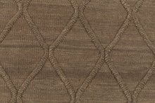Carica l'immagine nel visualizzatore di Gallery, New Design Original Authentic Hand Made Kilim India 200x140 CM
