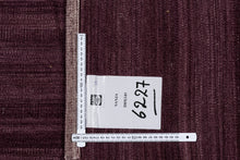 Lade das Bild in den Galerie-Viewer, New Design Original Authentic Hand Made Kilim India 200x140 CM
