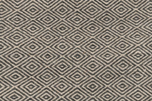 Carica l'immagine nel visualizzatore di Gallery, New Design Original Authentic Hand Made Kilim India 200x140 CM
