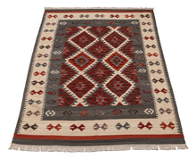 Carica l&#39;immagine nel visualizzatore di Gallery, New Design Original Authentic Hand Made Kilim India 230x160 CM
