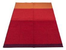Carica l'immagine nel visualizzatore di Gallery, New Design Original Authentic Hand Made Kilim India 240x165 CM
