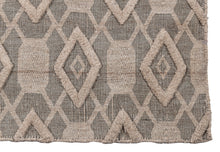 Carica l'immagine nel visualizzatore di Gallery, New Design Original Authentic Hand Made Kilim India 240x165 CM

