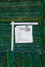 Carica l&#39;immagine nel visualizzatore di Gallery, New Design Original Authentic Hand Made kilim Silk India 230x160 CM
