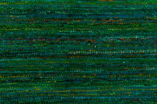 Lade das Bild in den Galerie-Viewer, New Design Original Authentic Hand Made kilim Silk India 230x160 CM
