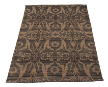 Lade das Bild in den Galerie-Viewer, New Design Original Authentic Hand Made Kilim India 230x160 CM
