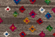 Carica l'immagine nel visualizzatore di Gallery, New Design Original Authentic Hand Made Kilim India 230x160 CM
