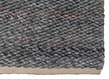 Carica l'immagine nel visualizzatore di Gallery, New Design Original Authentic Hand Made Kilim 230x160 CM
