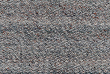 Carica l'immagine nel visualizzatore di Gallery, New Design Original Authentic Hand Made Kilim 230x160 CM
