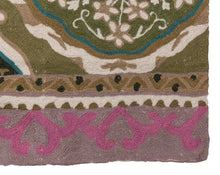 Lade das Bild in den Galerie-Viewer, Suzani New Design Original Authentic Hand Made Kilim 244x152 CM

