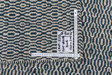 Carica l&#39;immagine nel visualizzatore di Gallery, New Design Original Authentic Hand Made Kilim 200x140 CM
