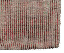Carica l'immagine nel visualizzatore di Gallery, New Design Original Authentic Hand Made Kilim India 200x140 CM
