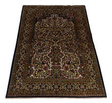 Carica l&#39;immagine nel visualizzatore di Gallery, 160x110 CM Authentic original hand knotted carpet 
