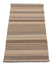 Carica l'immagine nel visualizzatore di Gallery, New Design Original Authentic Hand Made Kilim India 120x60 CM
