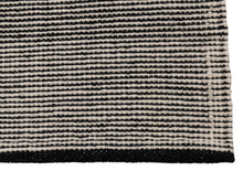 Carica l'immagine nel visualizzatore di Gallery, New Design Original Authentic Hand Made Kilim India 170x100 CM
