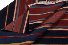 Lade das Bild in den Galerie-Viewer, New Design Original Authentic Hand Made Kilim India 275x185 CM
