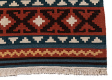 Carica l'immagine nel visualizzatore di Gallery, New Design Original Authentic Hand Made Kilim India 122x69 CM
