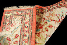 Lade das Bild in den Galerie-Viewer, Silk Tappeto Carpet Alfombra Rug Tapiet 73x58 CM
