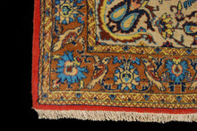 Lade das Bild in den Galerie-Viewer, 270x90 CM Authentic original hand knotted carpet 
