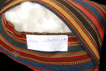 Lade das Bild in den Galerie-Viewer, Original Hand Made Rustic Kilim / Cicim 47x30 CM
