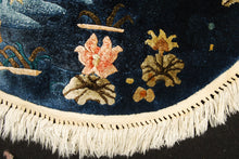 Lade das Bild in den Galerie-Viewer, Tappeto Carpet Tapis Teppich Alfombra Rug Pekin (Hand Made) 64x64 CM
