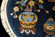 Lade das Bild in den Galerie-Viewer, Tappeto Carpet Tapis Teppich Alfombra Rug Pekin (Hand Made) 64x64 CM
