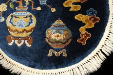 Lade das Bild in den Galerie-Viewer, Tappeto Carpet Tapis Teppich Alfombra Rug Pekin (Hand Made) 64x64 CM
