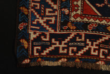 Carica l'immagine nel visualizzatore di Gallery, Hand made Antique Kazak / Shirvan Caucasic Carpets CM 265x130
