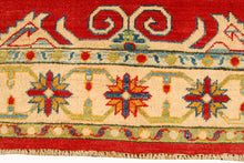 Carica l'immagine nel visualizzatore di Gallery, Hand knotted carpet Ghazni / Chubi - 200x155 CM
