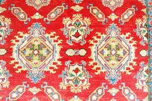 Carica l'immagine nel visualizzatore di Gallery, Hand knotted carpet Ghazni / Chubi - 210x150 CM
