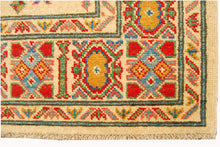Lade das Bild in den Galerie-Viewer, Hand knotted carpet Ghazni / Chubi - Beige CM 185x125
