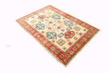 Lade das Bild in den Galerie-Viewer, Hand knotted carpet Ghazni / Chubi - Beige CM 170x118
