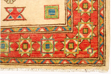 Lade das Bild in den Galerie-Viewer, Hand knotted carpet Ghazni / Chubi - Beige CM 170x118
