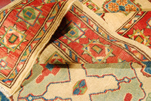 Lade das Bild in den Galerie-Viewer, Hand knotted carpet Ghazni / Chubi - Beige CM 170x118
