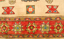Lade das Bild in den Galerie-Viewer, Hand knotted carpet Ghazni / Chubi - Beige CM 170x118
