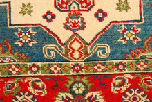 Carica l'immagine nel visualizzatore di Gallery, Hand knotted carpet Ghazni / Chubi Beige / Red 200x155 CM
