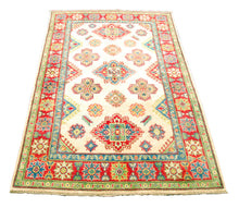 Carica l&#39;immagine nel visualizzatore di Gallery, Hand knotted carpet Ghazni / Chubi Beige / Red Colors 185x120 CM
