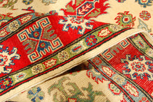 Carica l'immagine nel visualizzatore di Gallery, Rectangular Hand knotted carpet Ghazni / Chubi - Beige / Red Colors 185x120 CM
