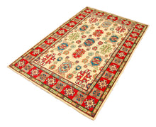 Carica l'immagine nel visualizzatore di Gallery, Rectangular Hand knotted carpet Ghazni / Chubi - Beige / Red Colors 185x120 CM
